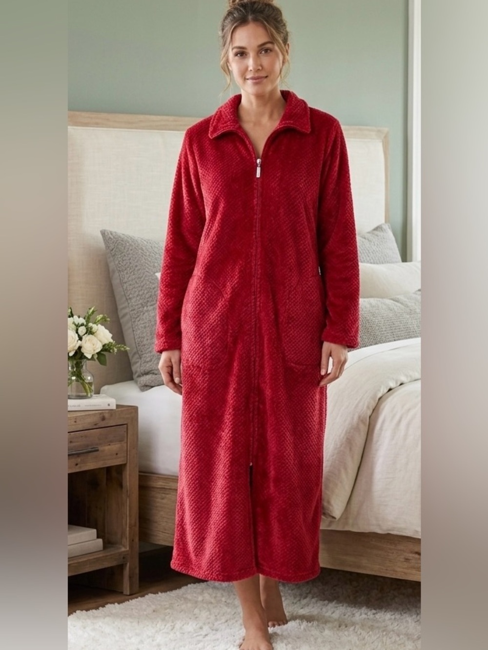 Noire Jasmine Red Rose Plush Full-Length Zip Robe - Size Medium